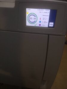 автоклав Mocom B Futura-22 проходит цикл после ремонта